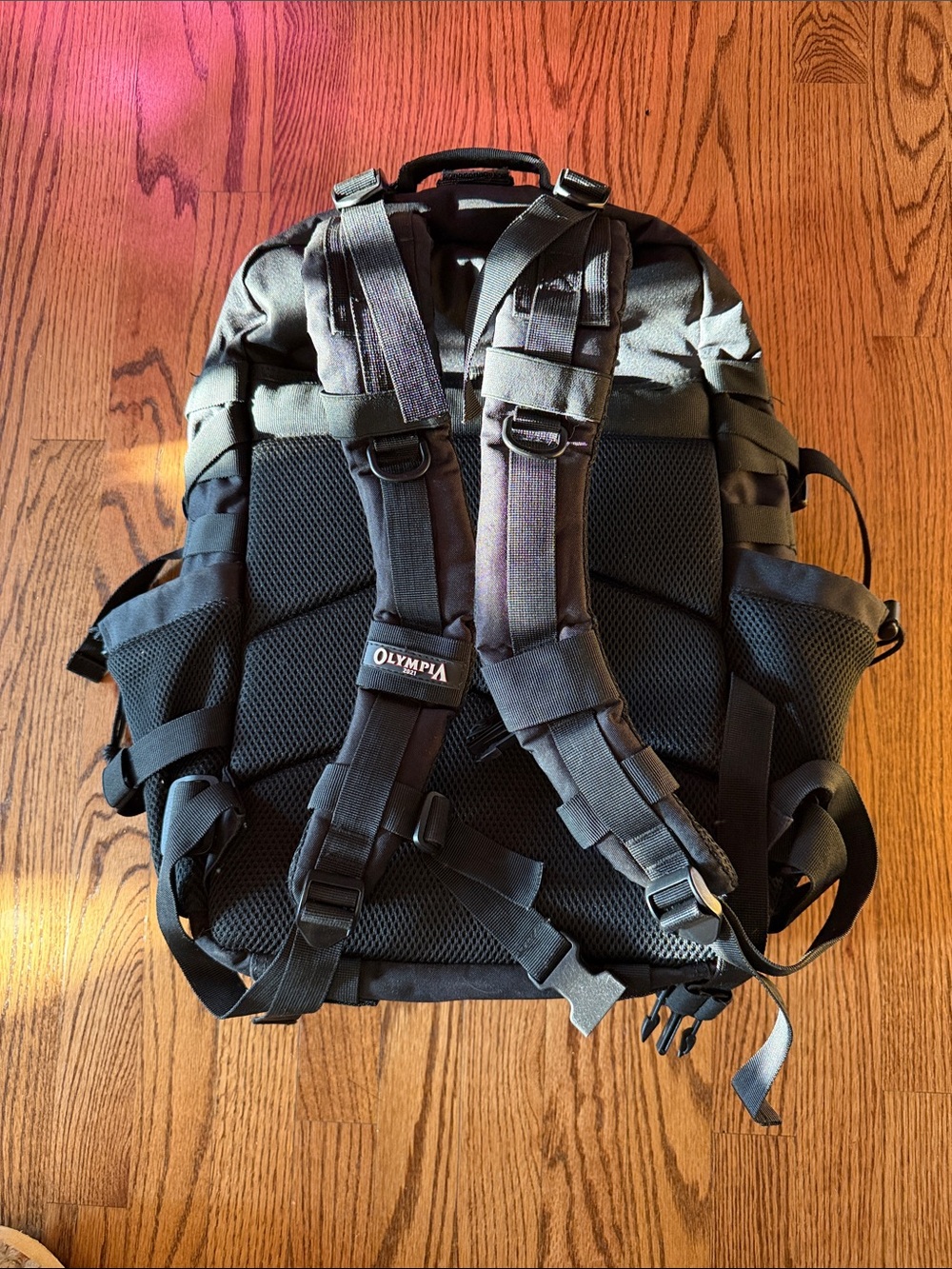 WOLF Black and Red Tactical Backpack with IFBB/Olympia Patches - Picture 4 of 6